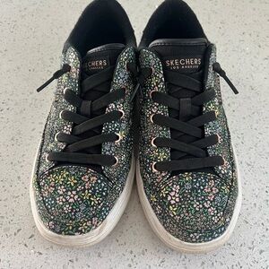 Skechers Arch Fit Washable Canvas Slip-On - Arcade (in Black Floral)